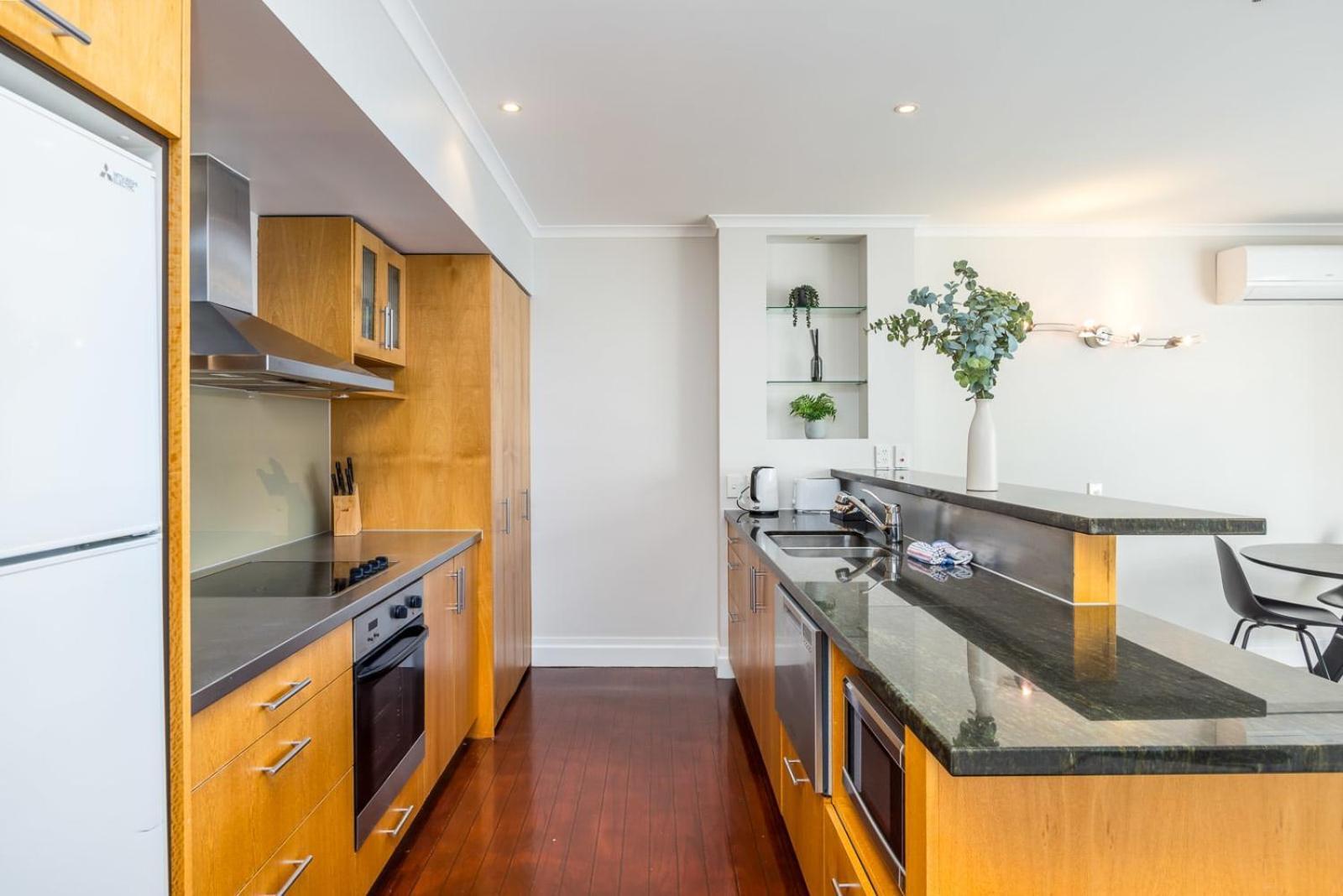 Beautiful Renovated 2 X Bdrm,Perfect Location Apartment โอ๊คแลนด์ ภายนอก รูปภาพ